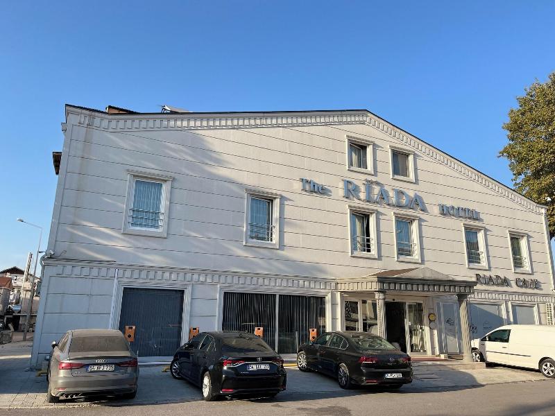 Riada Hotel image
