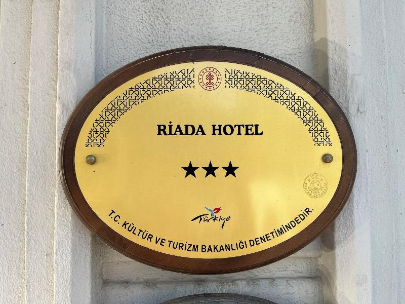 Riada Hotel image