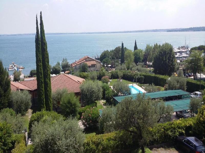 Hotel Du Lac image