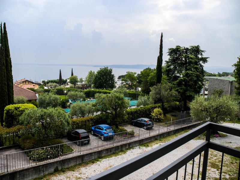 Hotel Du Lac image