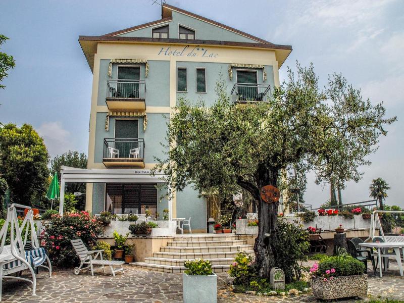 Hotel Du Lac image