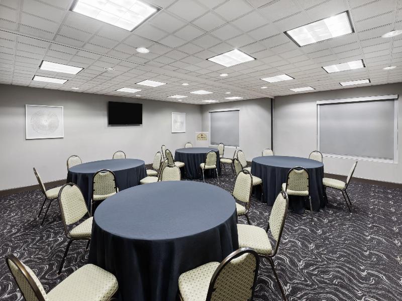 Wingate By Wyndham Little Rock
