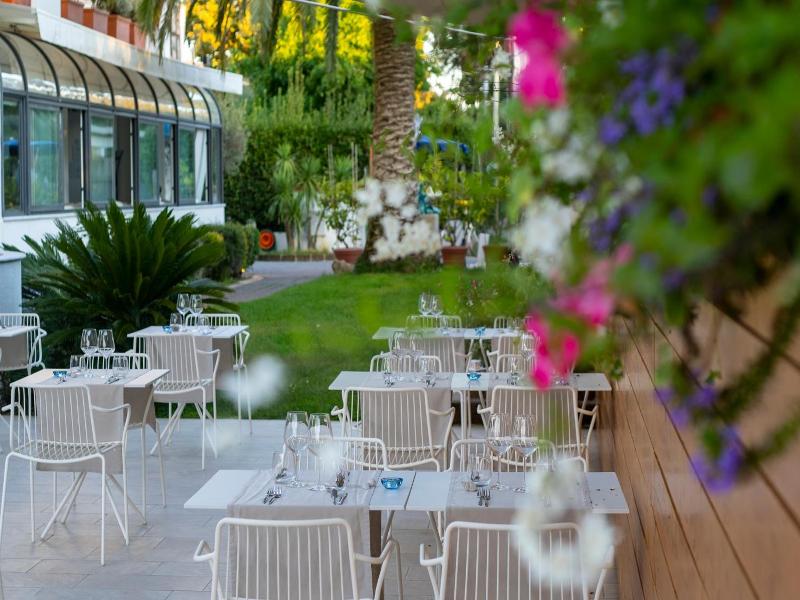 Hotel Tarabella image