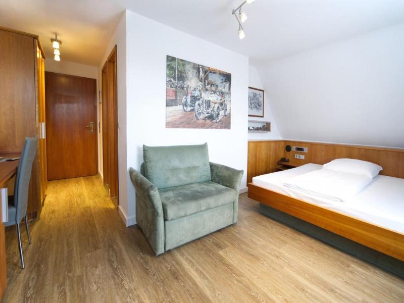 Hotel Reinhardts image