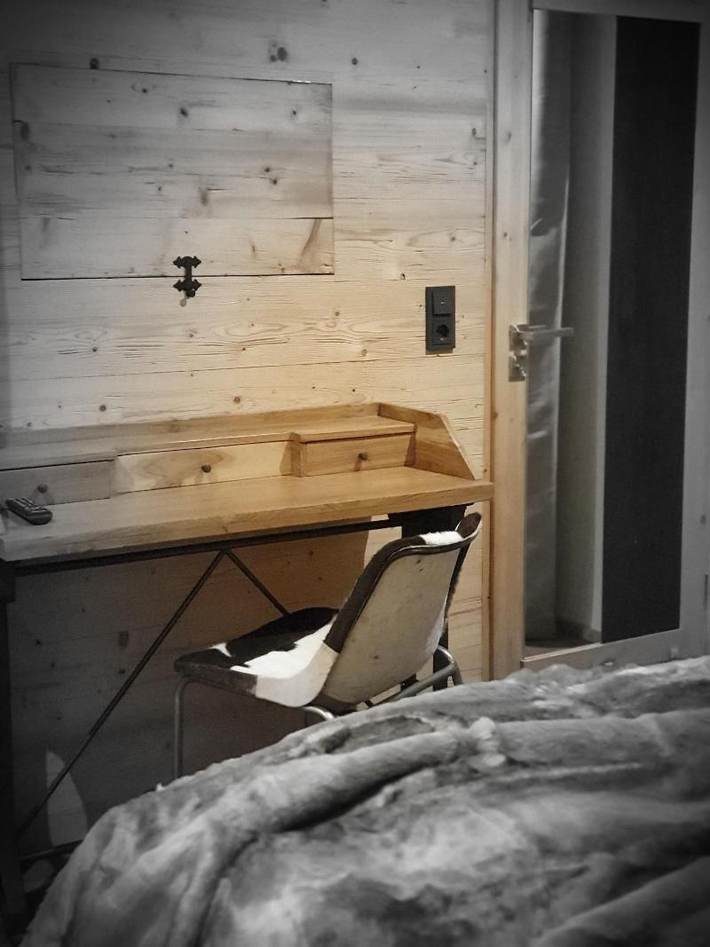 Wlodgeone image