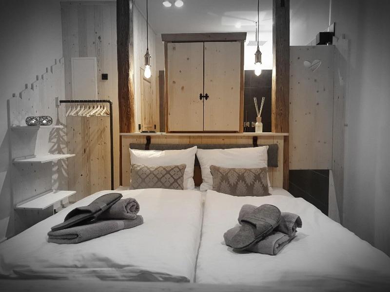 Wlodgeone image