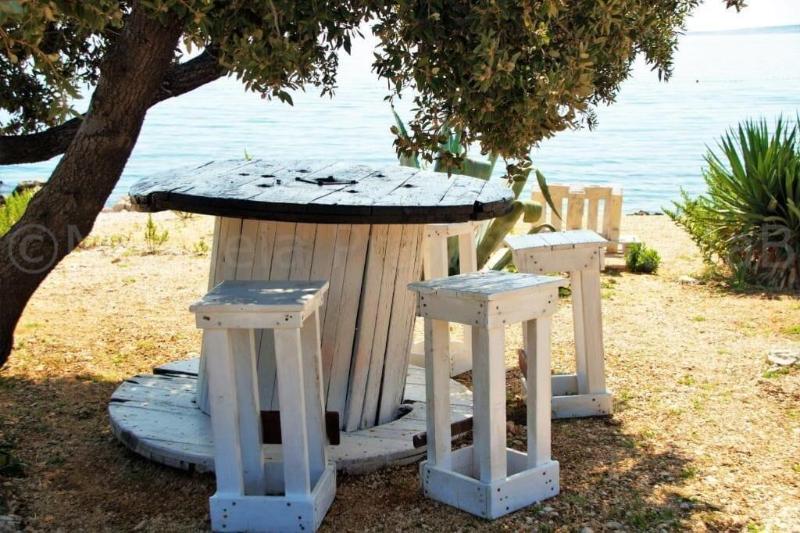 Olive House image