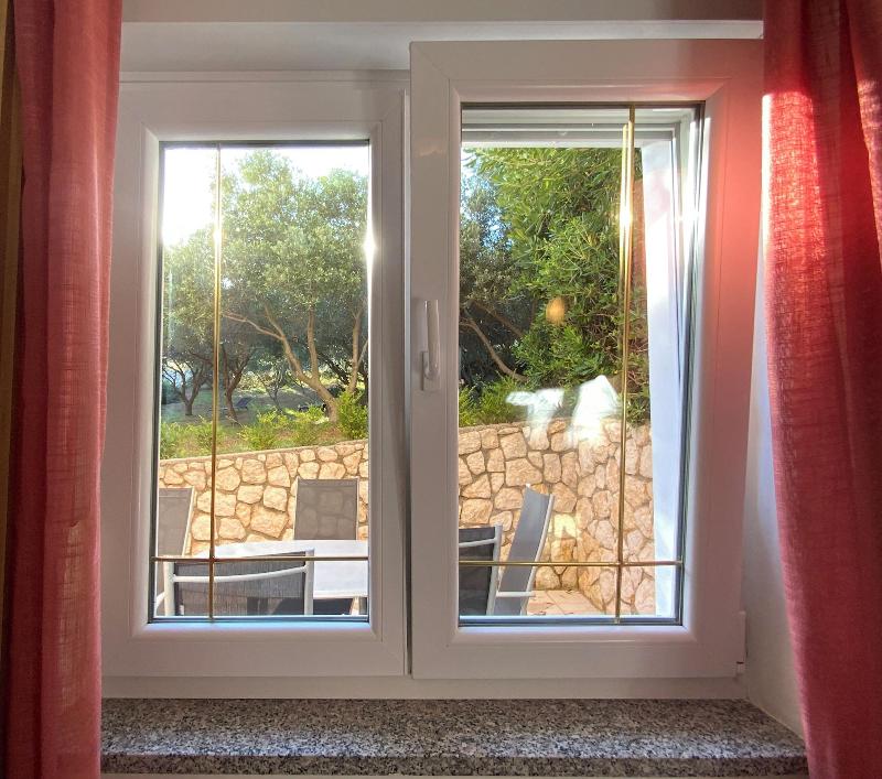 Olive House image