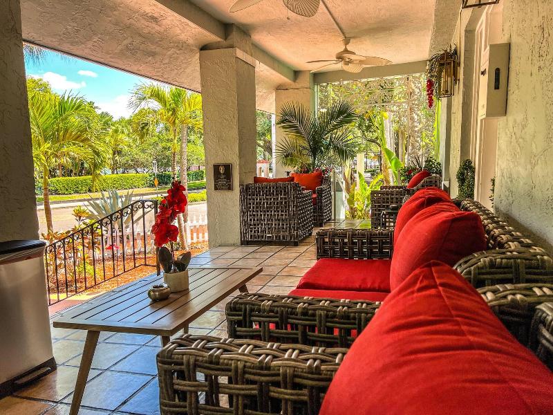 Viinoy House image
