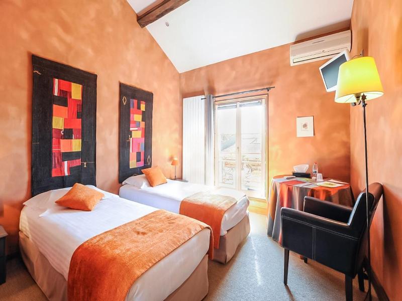 Hotel Les Glycines image