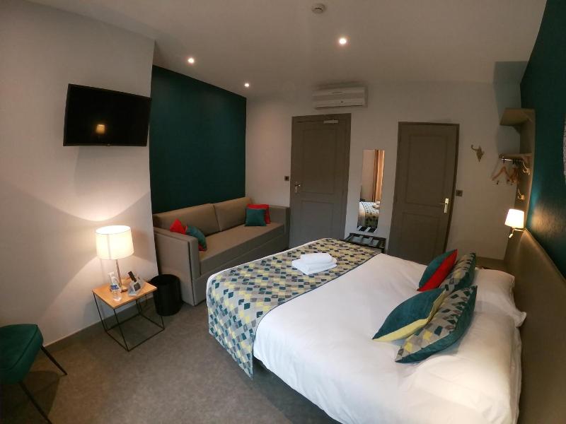 Hotel Les Glycines image
