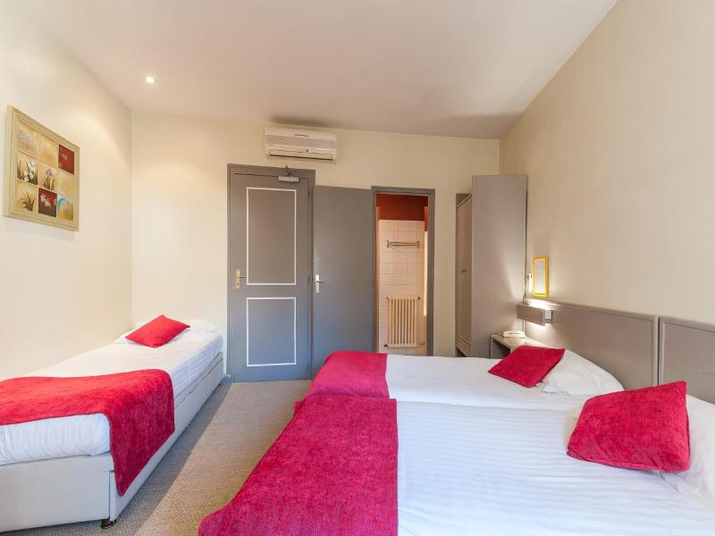 Hotel Les Glycines image