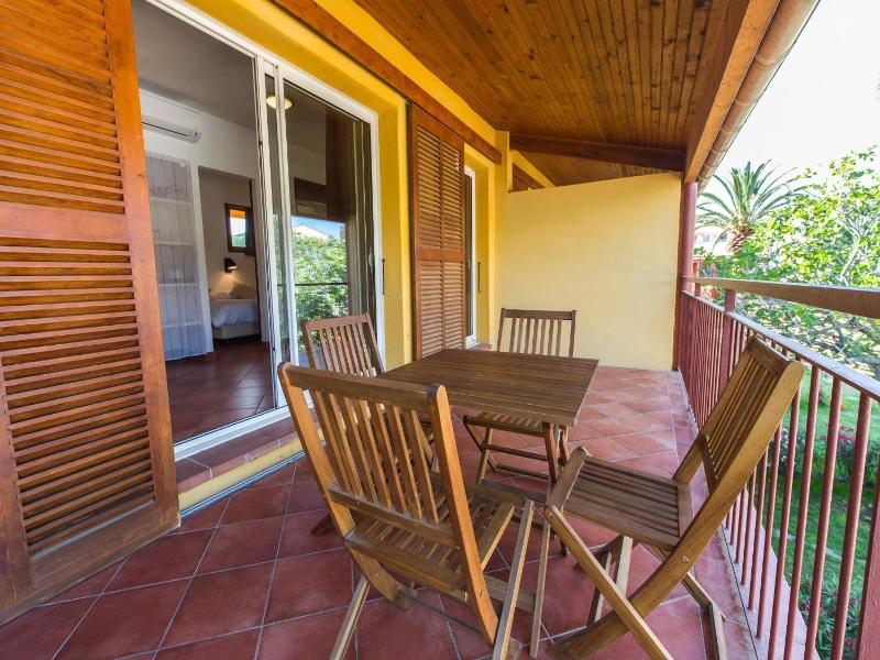 Casa Vecchia Rooms Apartments image
