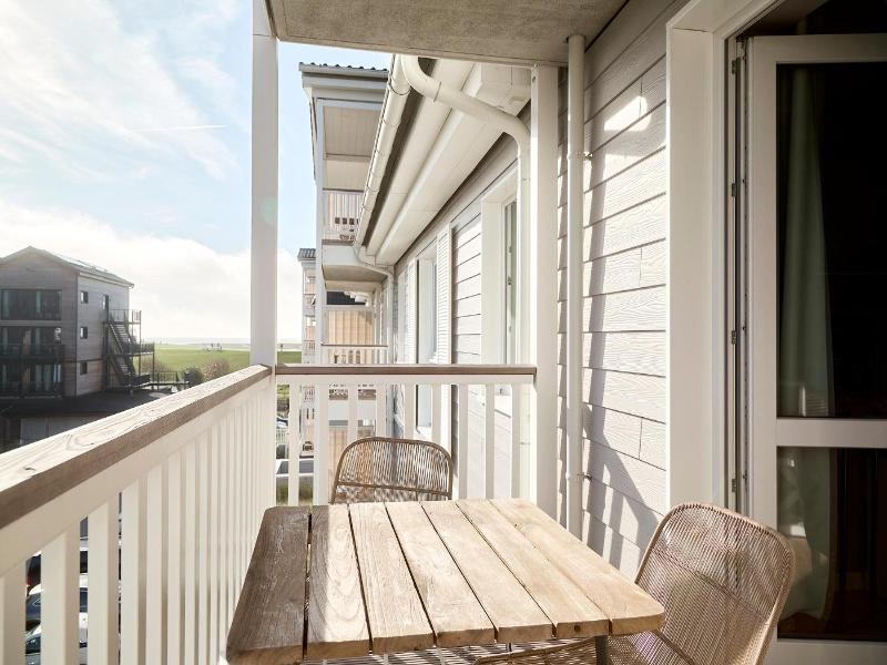 Beach Apartments Bv Sum image