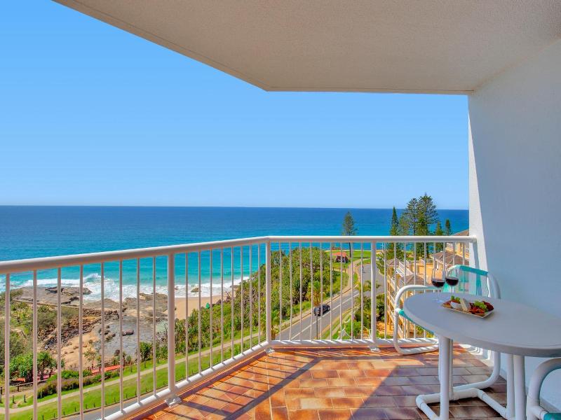 Carool Holiday Apartments image