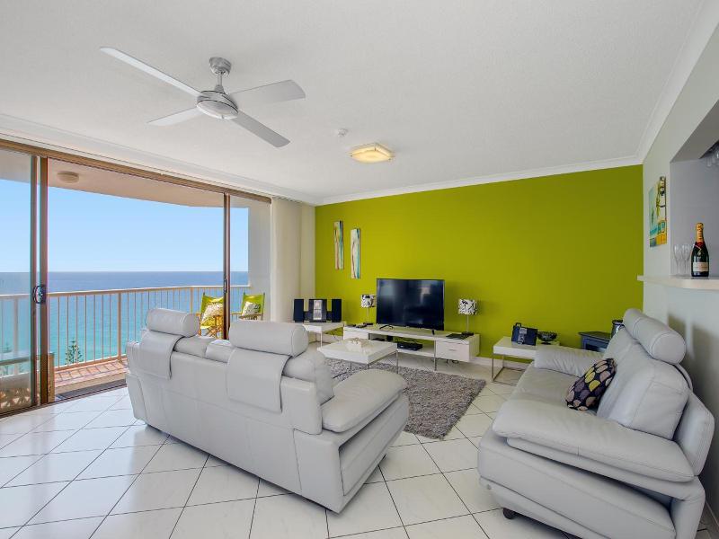 Carool Holiday Apartments image