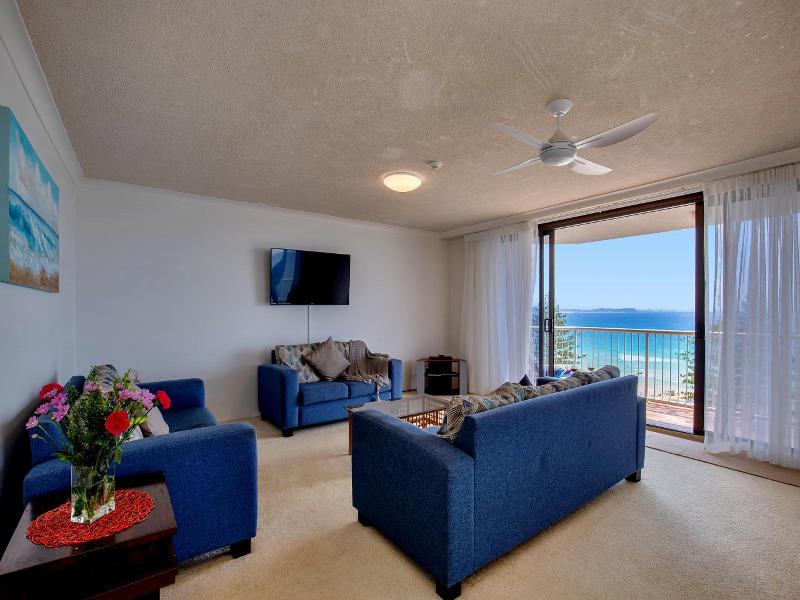 Carool Holiday Apartments image