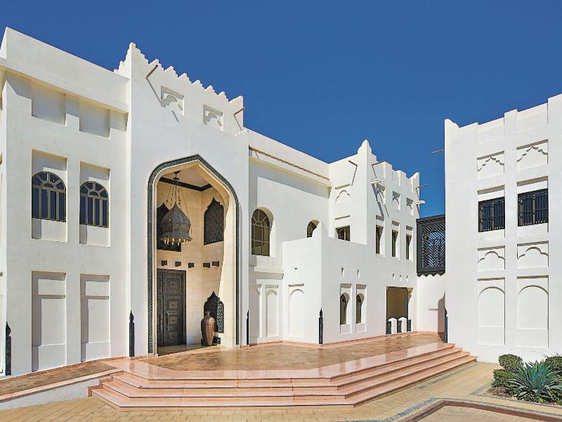 Sharq Village & Spa image