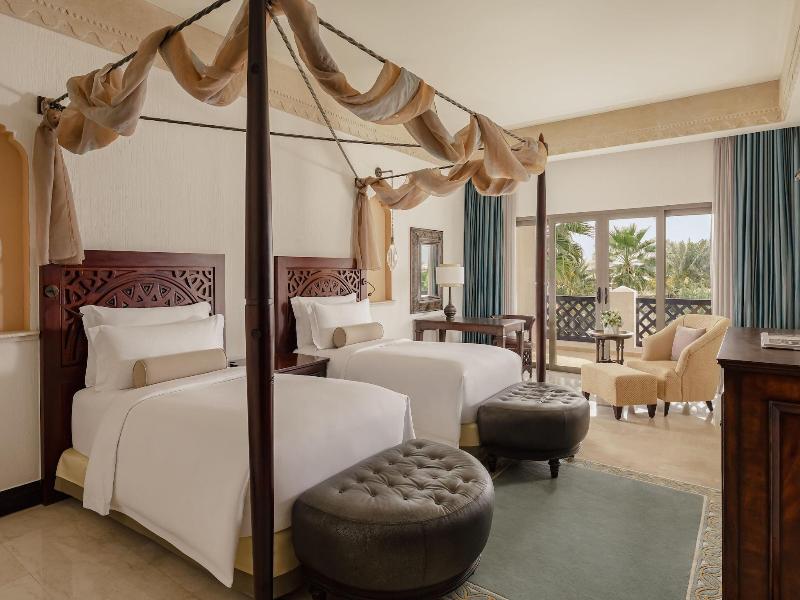 Sharq Village & Spa image