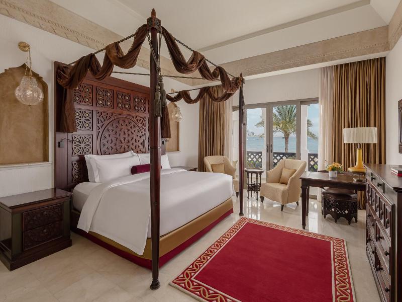 Sharq Village & Spa image