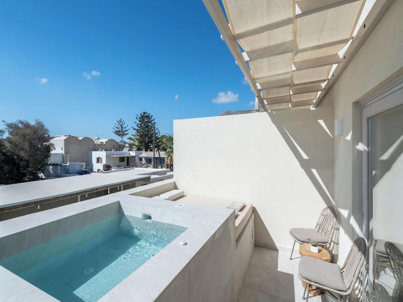 Heyday Luxury Suites image