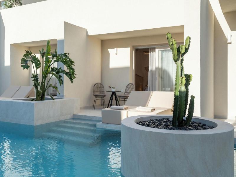 Heyday Luxury Suites image