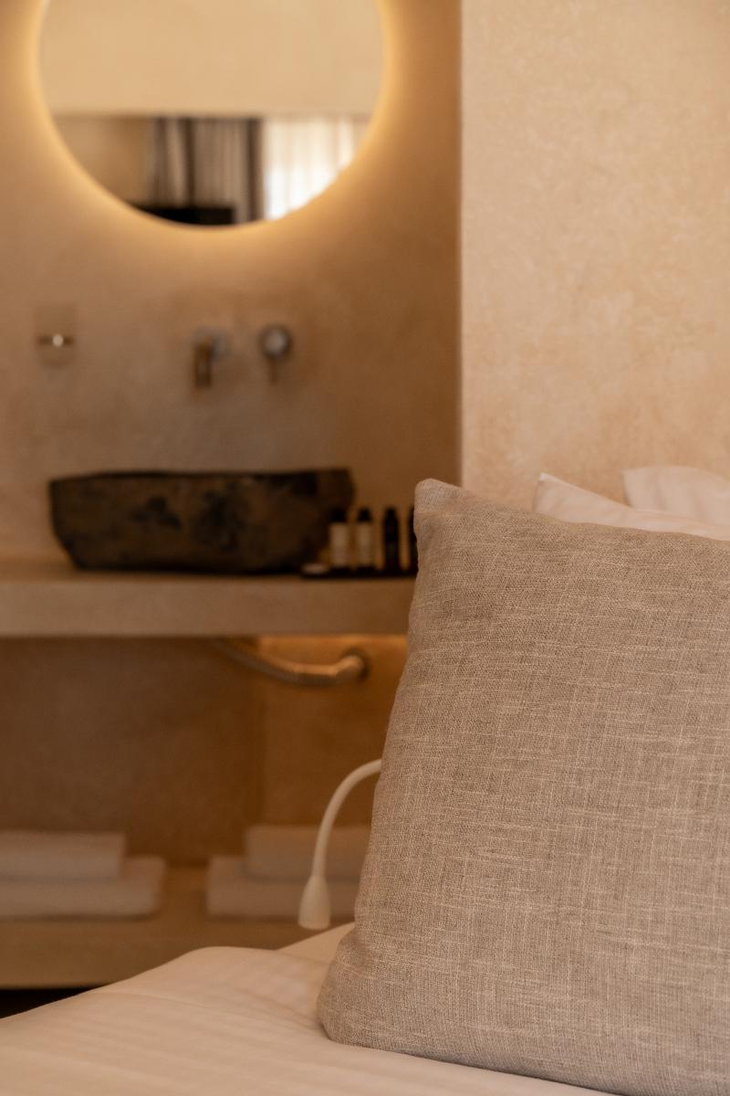 Heyday Luxury Suites image