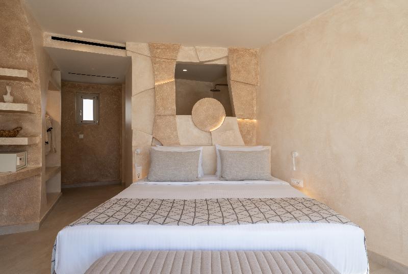 Heyday Luxury Suites image