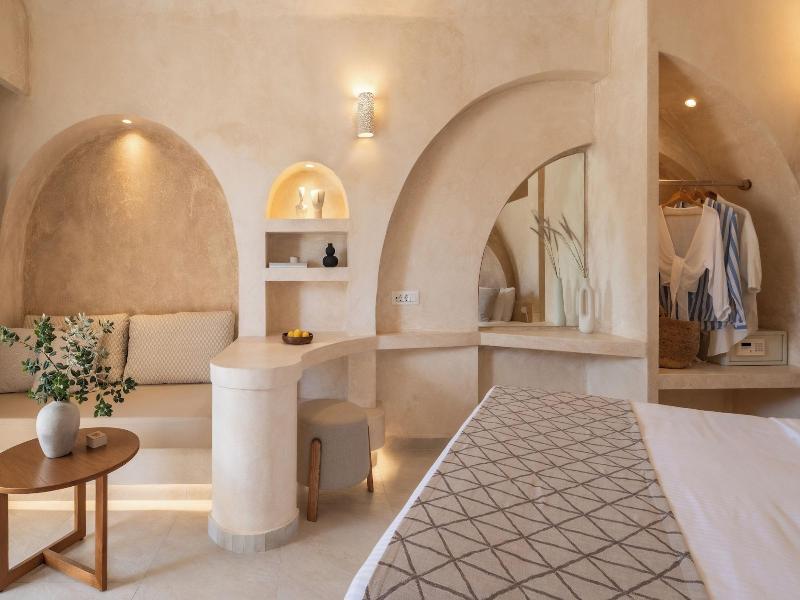 Heyday Luxury Suites image