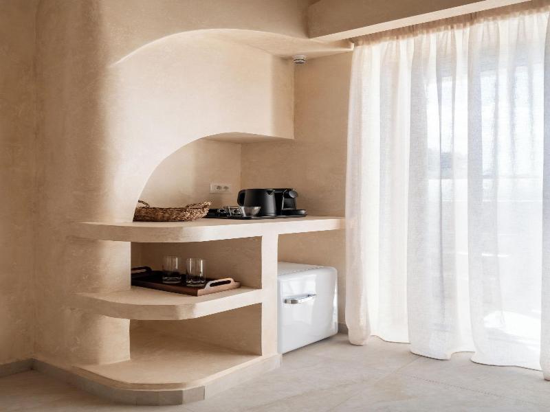 Heyday Luxury Suites image