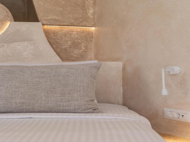 Heyday Luxury Suites image