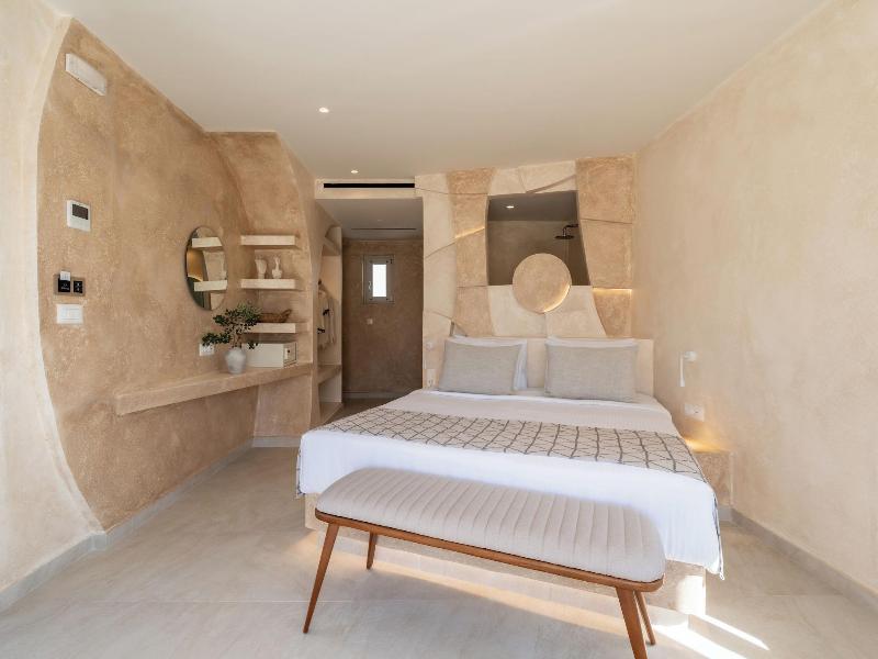 Heyday Luxury Suites image