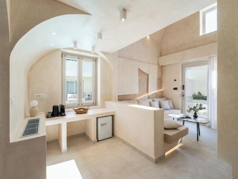 Heyday Luxury Suites image