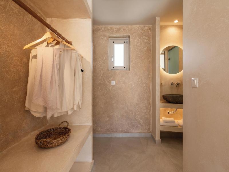 Heyday Luxury Suites image