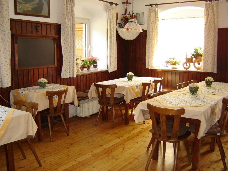Gasthof Zum Heiligen Nikolaus image