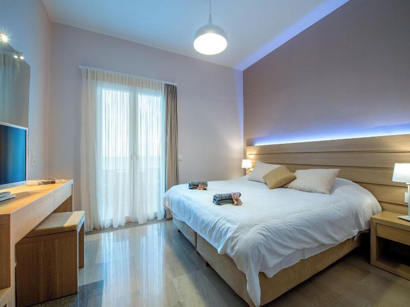 Krouzeri Beach Apartments image