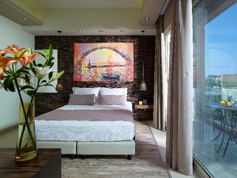 Elotis Suites image
