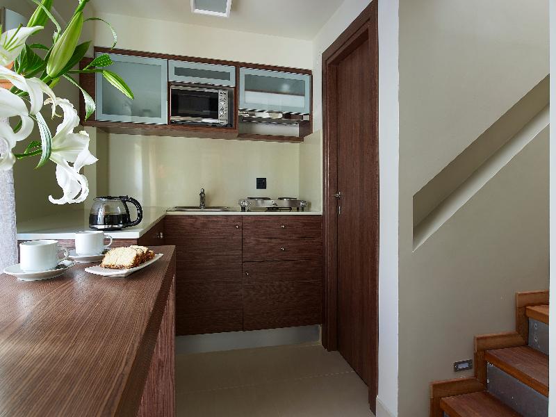 Elotis Suites image