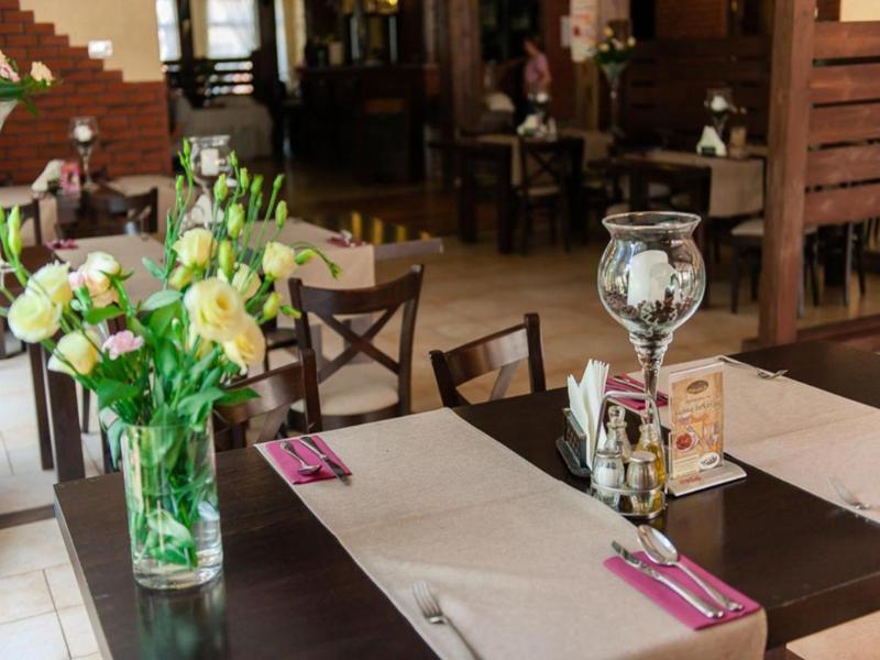 Hotel Podzamcze image