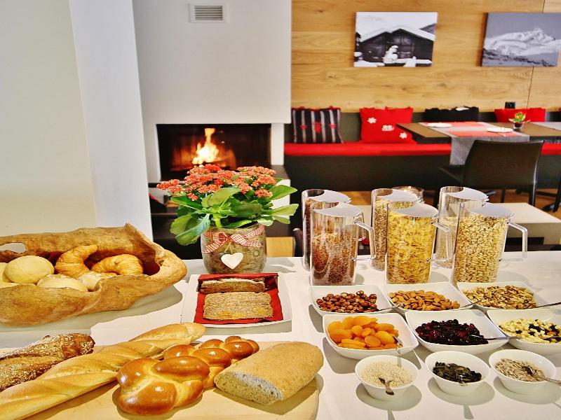 Elite Alpine Lodge Apart Breakfast image