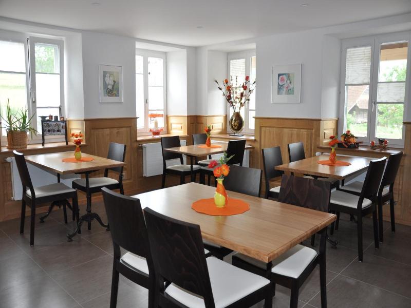 Le Relais Du Chv Teau Monney image