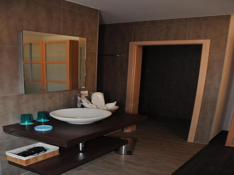Le Relais Du Chv Teau Monney image