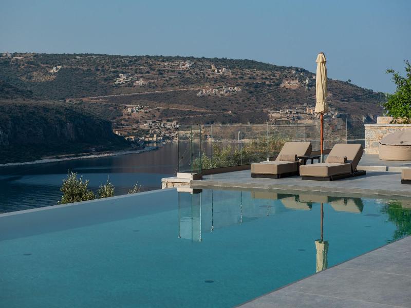 Manifest Boutique Hotel