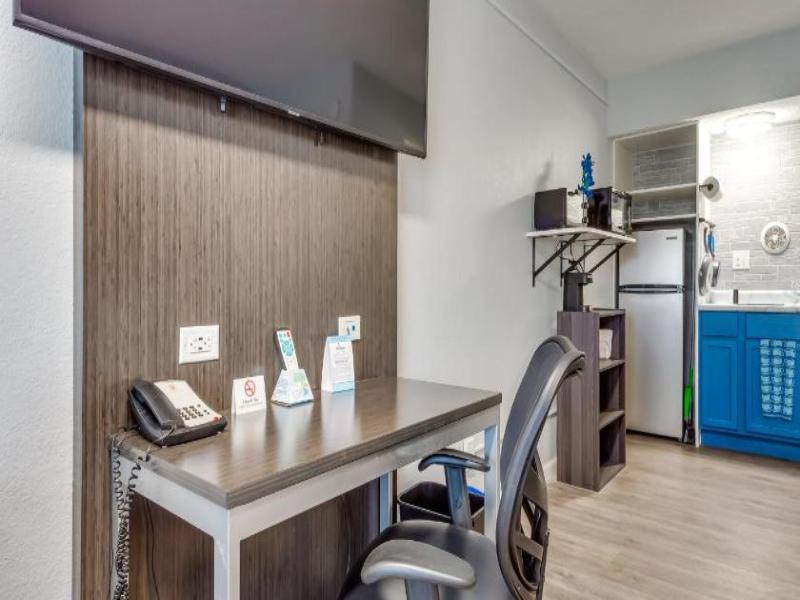 Envi Boutique Hotel image