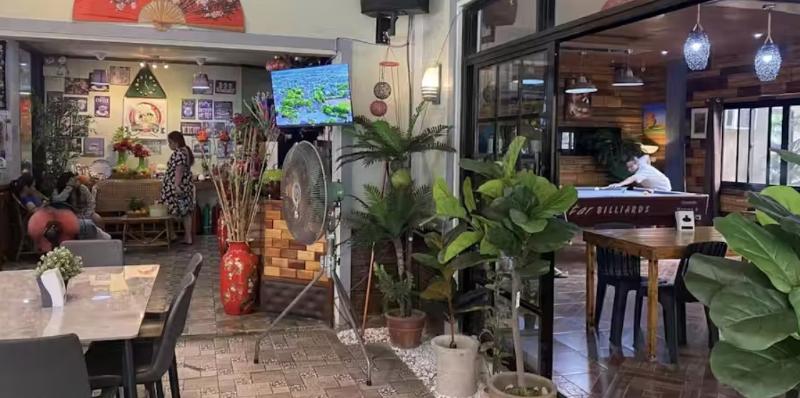 Mom Shie’s Apartelle and Restaurant image