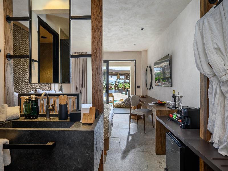 Nalu Resort And Spa image