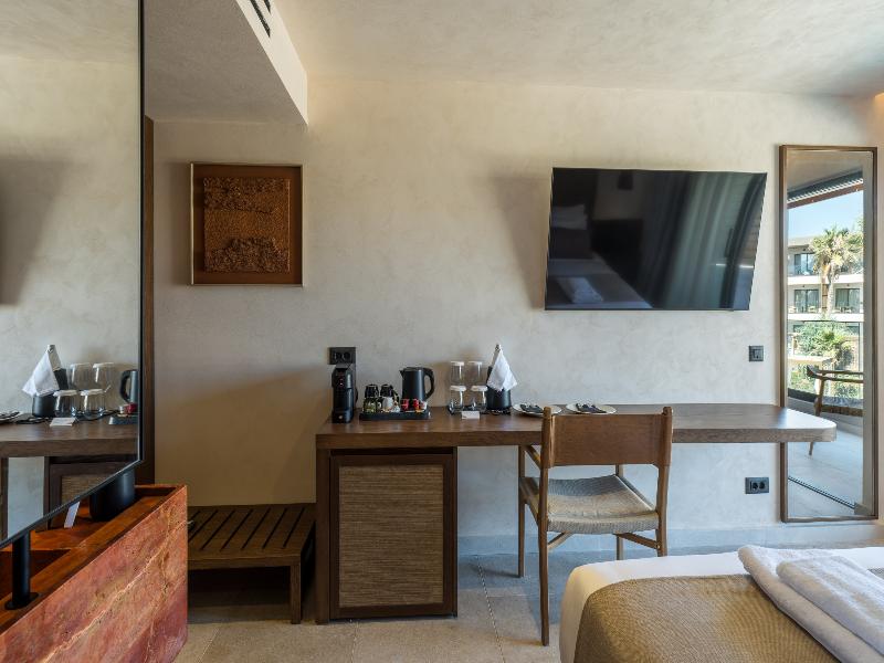 Nalu Resort And Spa image