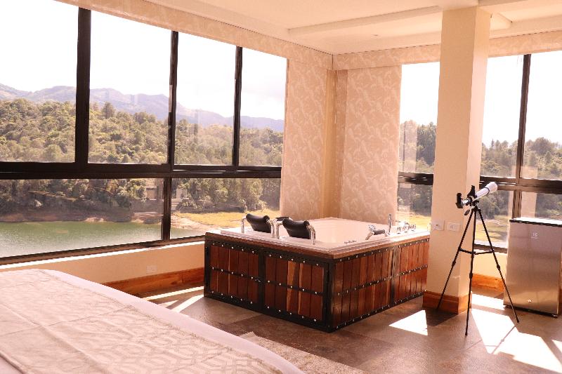 El Nido Hotel Guatape image
