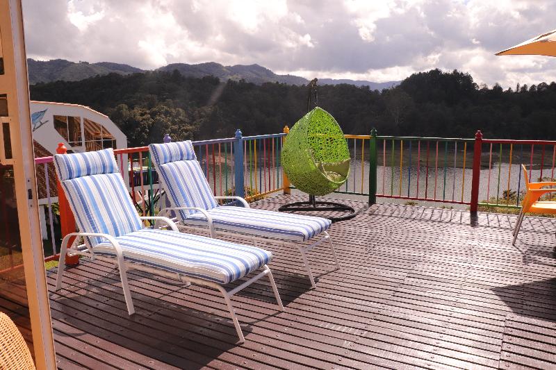 El Nido Hotel Guatape image
