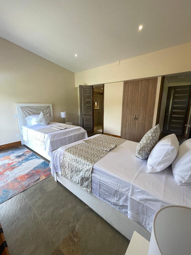 El Nido Hotel Guatape image